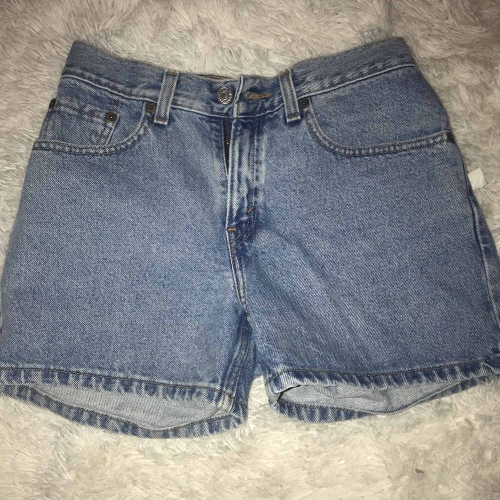 Levi’s shorts